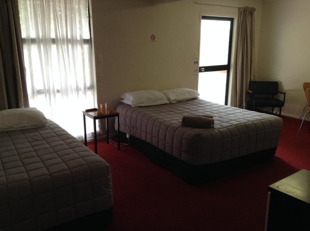 Carrington Motel New Plymouth Exterior foto