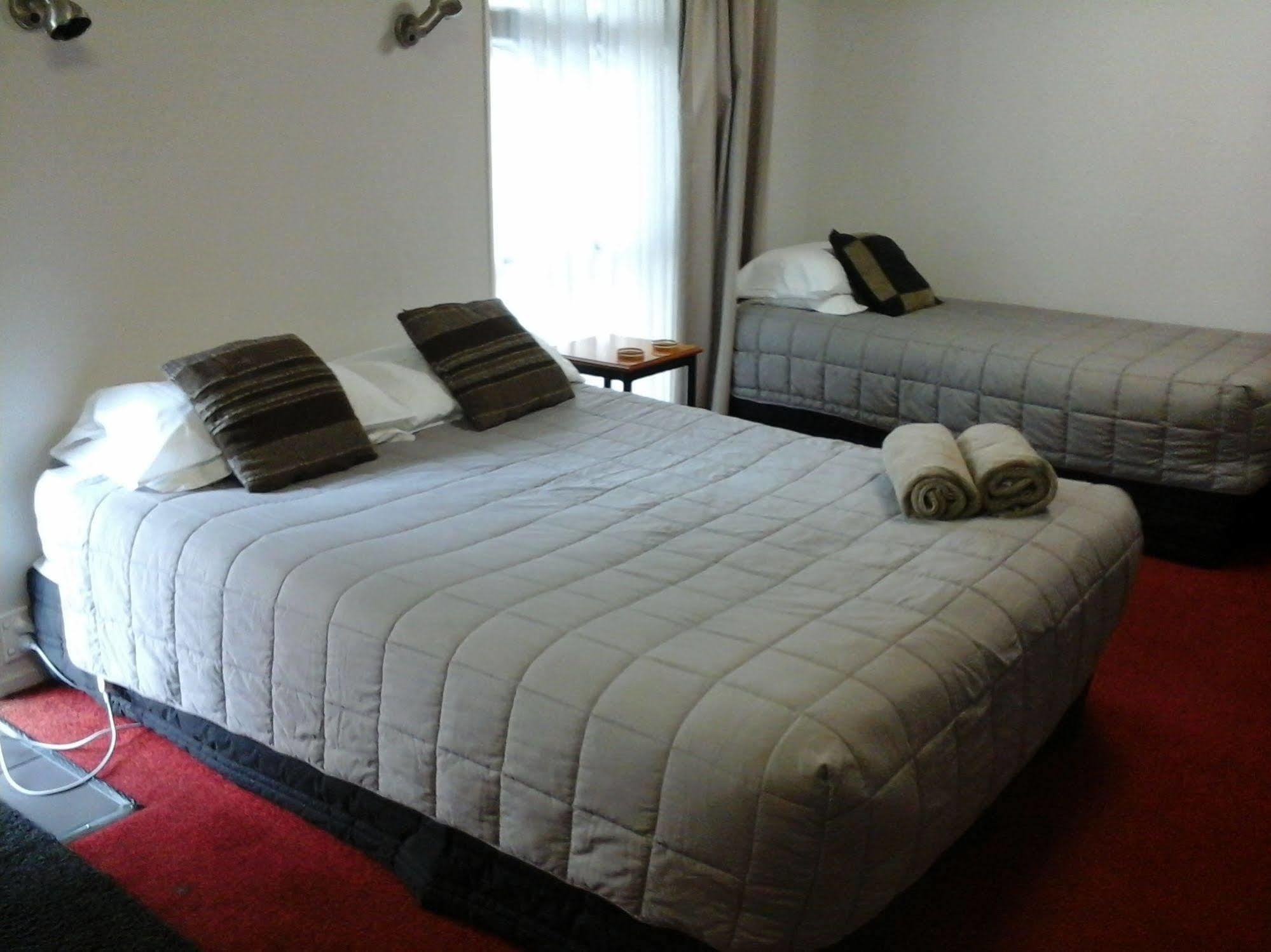Carrington Motel New Plymouth Exterior foto